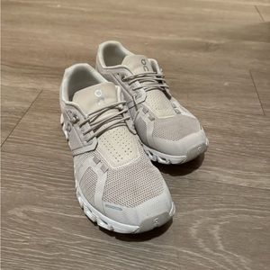 On Running Tennis Shoes